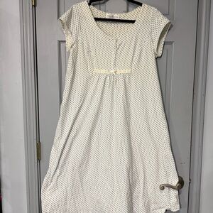 Miss Elaine Blue Floral Pattern Nightgown size M